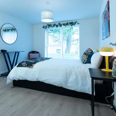 Luxury Ground Floor 2 Bedroom Apartment Free Wifi & Parking シェフィールド エクステリア 写真