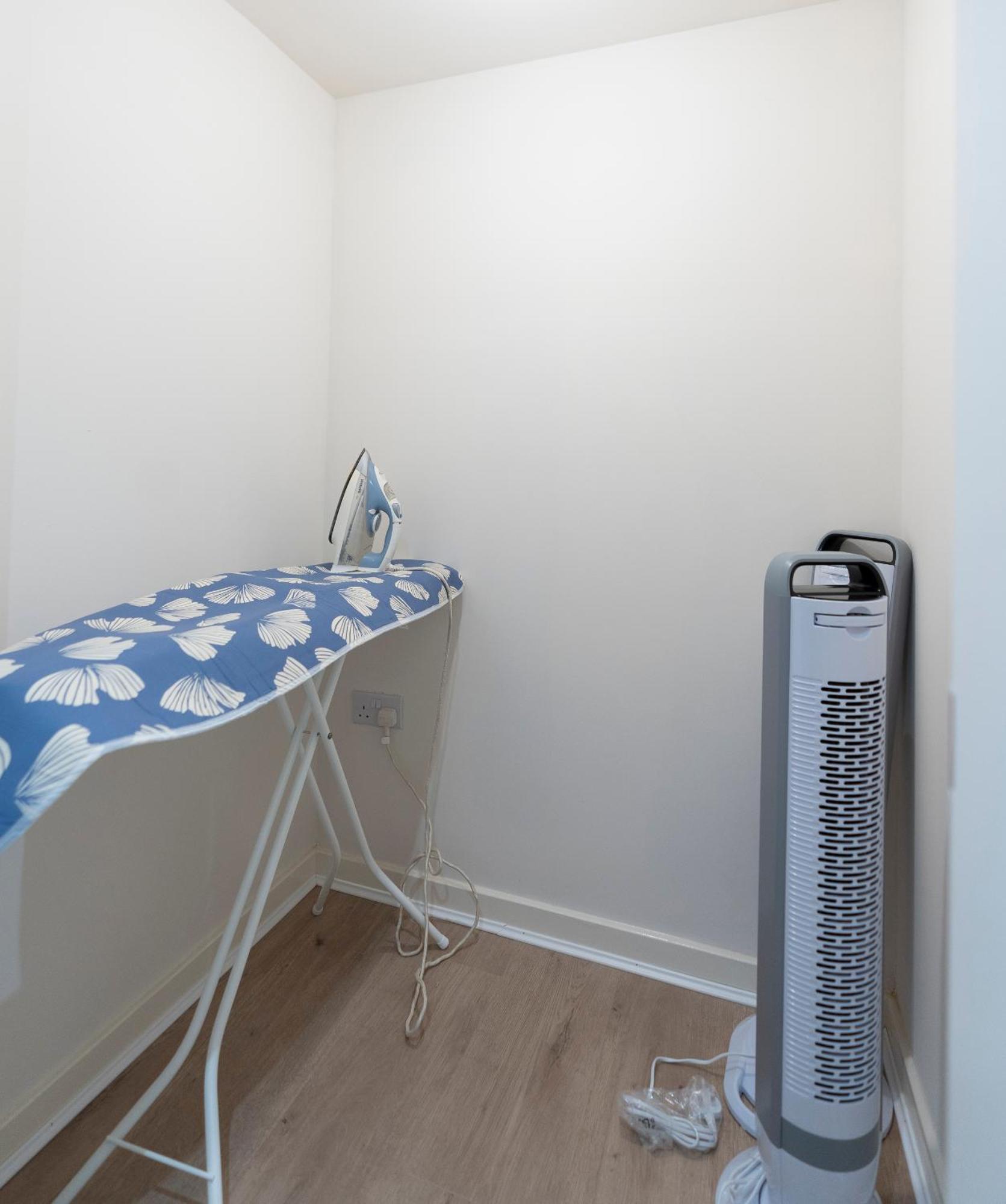 Luxury Ground Floor 2 Bedroom Apartment Free Wifi & Parking シェフィールド エクステリア 写真