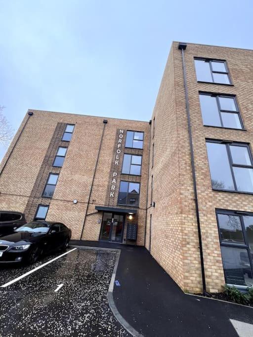 Luxury Ground Floor 2 Bedroom Apartment Free Wifi & Parking シェフィールド エクステリア 写真